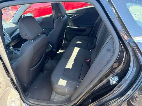 Used 2019 Chevrolet Malibu LT FWD image 8