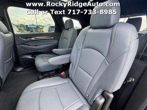 Used 2023 Buick Enclave Essence w/ Experience Buick Package AWD/4WD image 15