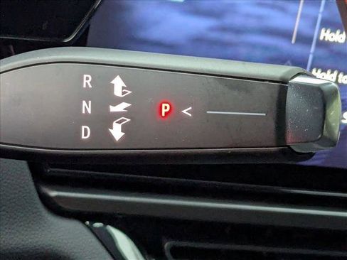 Used 2025 Chevrolet Equinox EV RS image 12