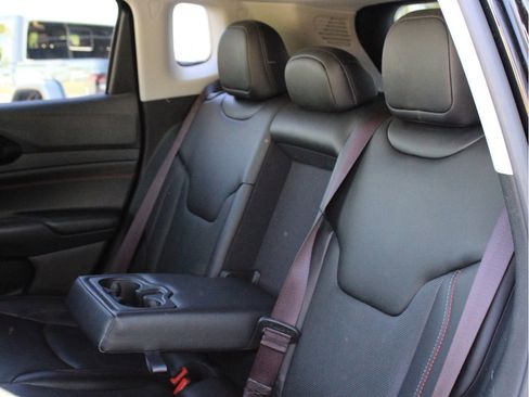 Used 2022 Jeep Compass Trailhawk w/ Trailhawk Elite Group AWD/4WD image 30
