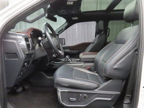 Used 2023 Ford F150 Lariat w/ Equipment Group 502A High image 9