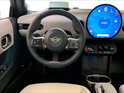 Used 2025 MINI Cooper S image 4