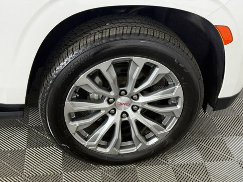 Used 2021 GMC Yukon XL Denali w/ Denali Ultimate Package image 8