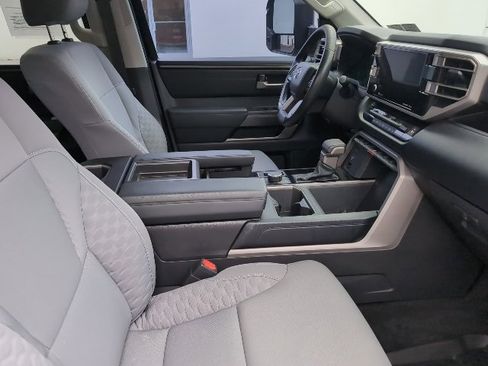 Used 2022 Toyota Tundra SR5 image 27