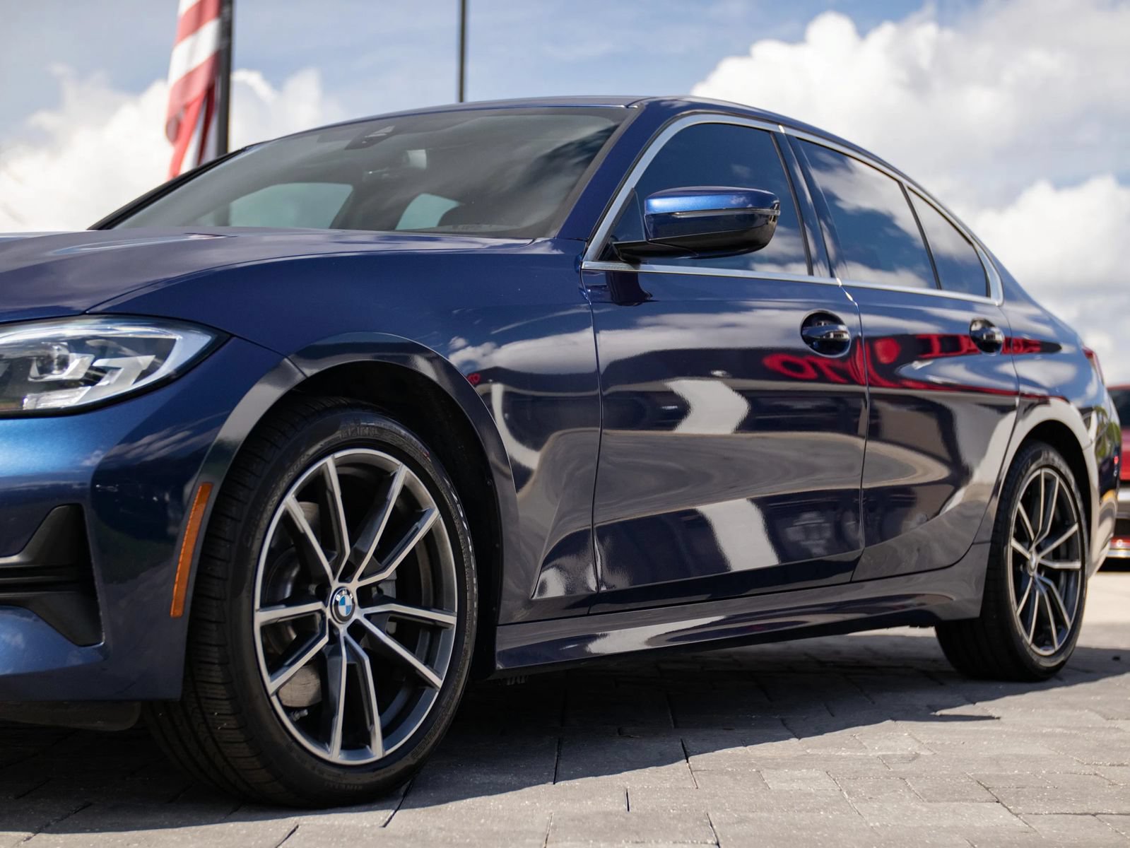 Used 2020 BMW 330i xDrive Sedan AWD/4WD image 7