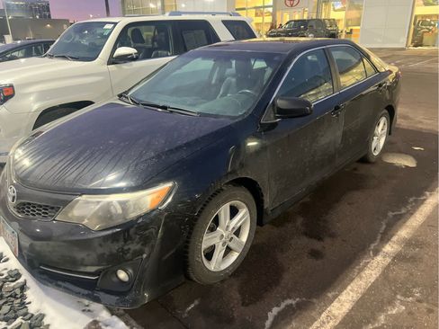 Used 2013 Toyota Camry SE image 7