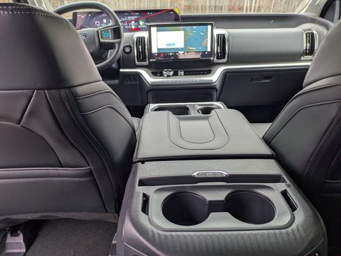 New 2026 Ford Expedition Max Platinum w/ Driver's Package image 29