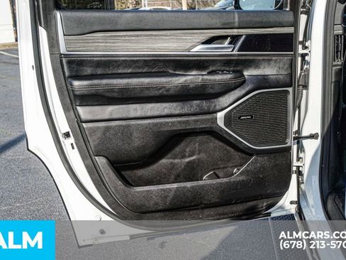 Used 2024 Jeep Wagoneer Series II w/ Flexible Seating Group image 57