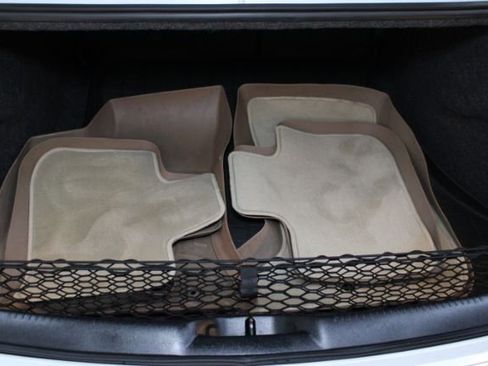 Used 2014 Chrysler 300 C w/ Light Group image 29