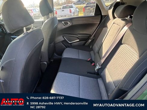 Used 2022 Kia Soul EX image 25
