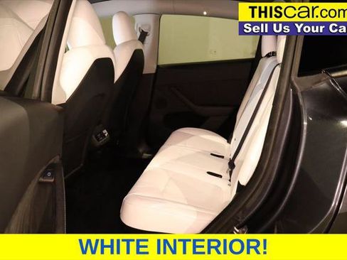 Used 2024 Tesla Model Y Long Range AWD/4WD image 11