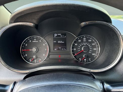 Used 2017 Kia Forte LX FWD image 12