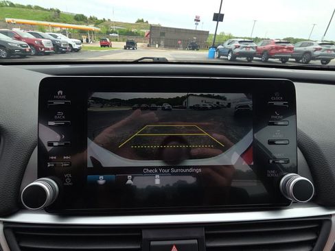 Used 2022 Honda Accord Sport image 22