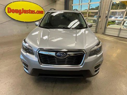 Used 2021 Subaru Forester Limited w/ Popular Package #3 image 9