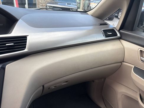 Used 2016 Honda Odyssey SE image 30