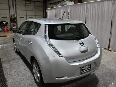 Used 2013 Nissan Leaf S w/ Charger Pkg image 4