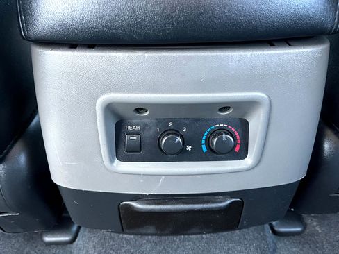 Used 2006 Mitsubishi Montero Limited image 29