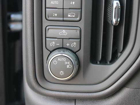 New 2026 Chevrolet Silverado 1500 Custom w/ LPO, Dark Essentials Package AWD/4WD image 37