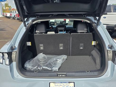 New 2025 Ford Mustang Mach-E Premium image 20