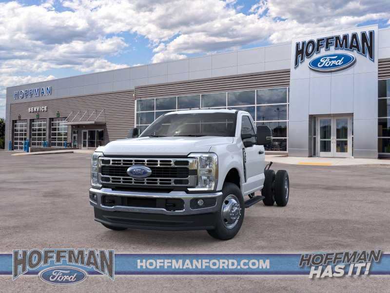 New 2025 Ford F350 XL w/ XL Chrome Package AWD/4WD image 3