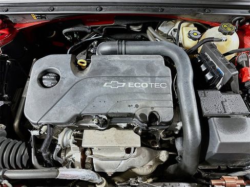 Used 2016 Chevrolet Malibu LT image 30