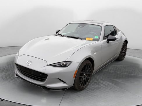 Used 2024 MAZDA MX-5 Miata RF Club image 3
