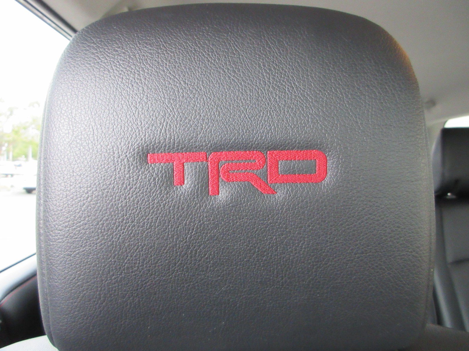 Used 2023 Toyota 4Runner TRD Off-Road Premium w/ Off Road Premium Plus Package AWD/4WD image 25