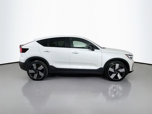 Certified 2023 Volvo C40 P8 Recharge Ultimate AWD/4WD image 5