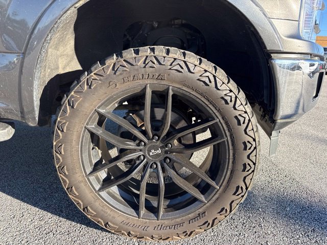 Used 2019 Ford F150 Lariat w/ Equipment Group 502A Luxury AWD/4WD image 13