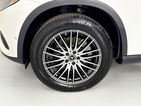 Certified 2026 Mercedes-Benz GLC 300 image 30