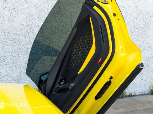 Used 2024 Lamborghini Revuelto AWD/4WD image 36