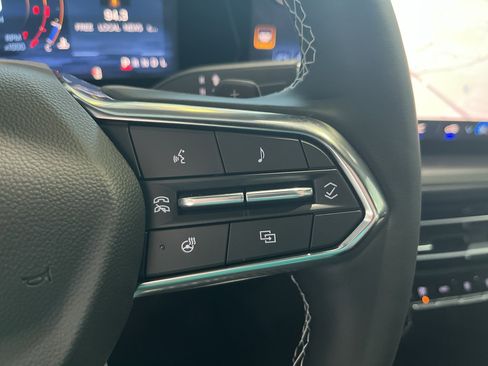 New 2026 Chevrolet Traverse LT w/ Driver Confidence Package FWD image 21