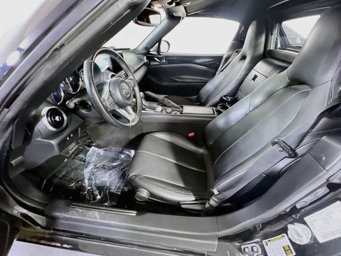 Used 2020 MAZDA MX-5 Miata RF Grand Touring RWD image 20