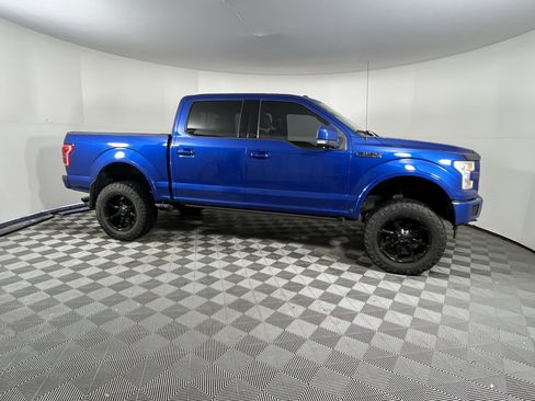 Used 2017 Ford F150 Lariat w/ Equipment Group 502A Luxury image 6