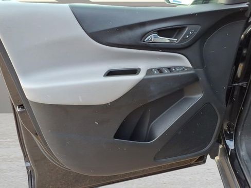 Used 2023 Chevrolet Equinox LS w/ LS Convenience Package image 14