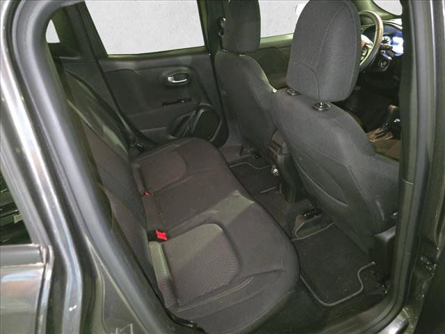Used 2021 Jeep Renegade Latitude AWD/4WD image 11