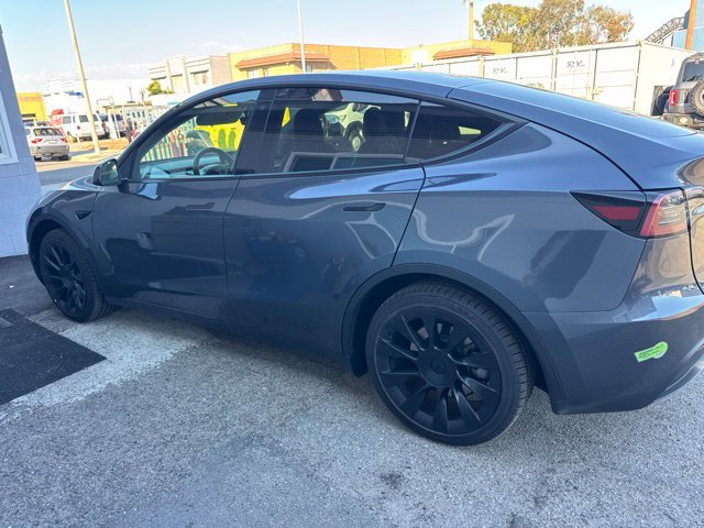 Used 2023 Tesla Model Y Long Range AWD/4WD image 8
