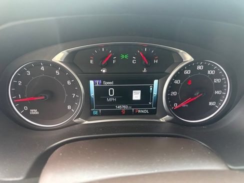 Used 2017 GMC Acadia SLT FWD image 7