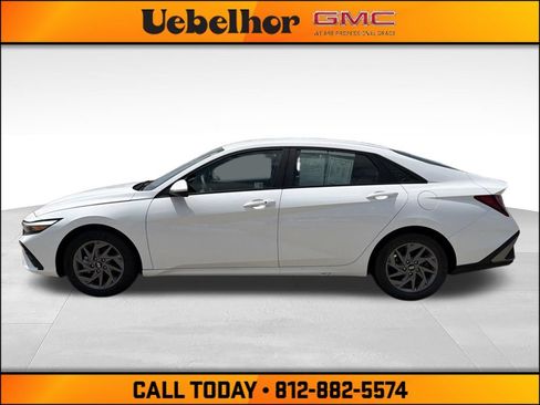 Used 2024 Hyundai Elantra SEL FWD image 15