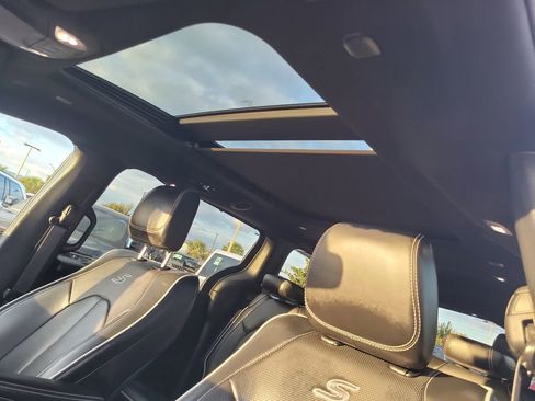 Certified 2025 Chrysler Pacifica Limited image 20