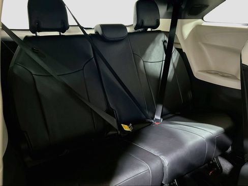 New 2026 Toyota Sienna Limited AWD/4WD image 27