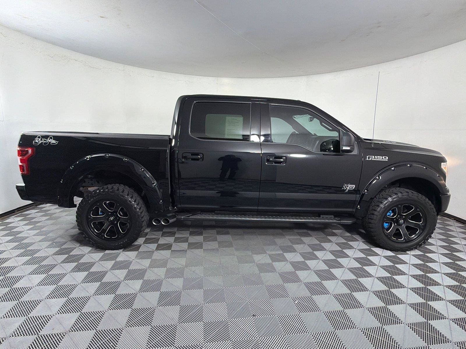 Used 2018 Ford F150 XLT w/ Equipment Group 302A Luxury AWD/4WD image 8