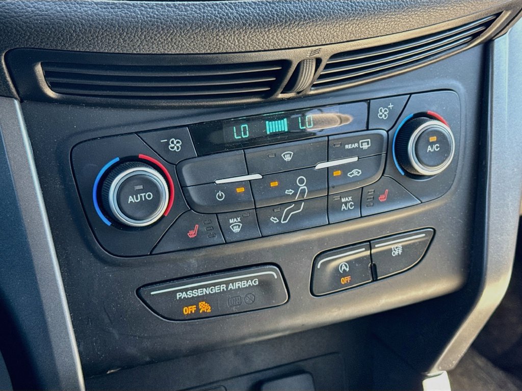 Used 2018 Ford Escape SE FWD image 25
