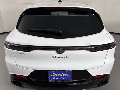 Used 2024 Alfa Romeo Tonale Ti image 7