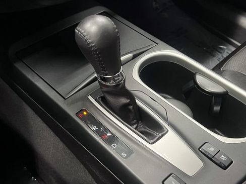 Used 2018 Acura RDX AWD w/ Advance Package image 21