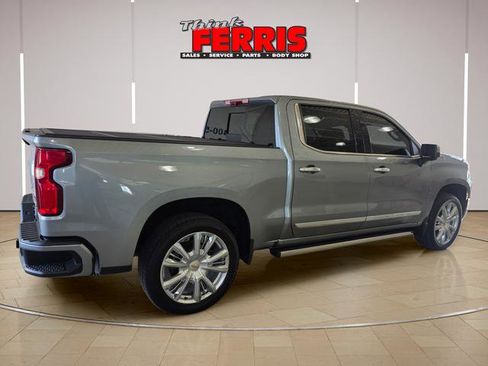 Used 2024 Chevrolet Silverado 1500 High Country w/ High Country Premium Package AWD/4WD image 5
