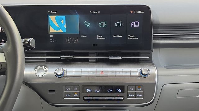 Used 2025 Hyundai Kona SEL AWD/4WD image 9