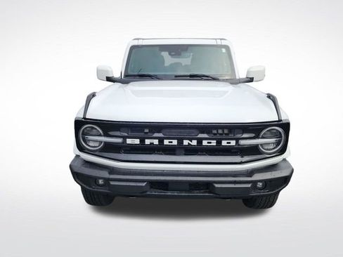 Used 2025 Ford Bronco Outer Banks AWD/4WD image 8
