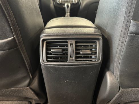 Used 2017 Nissan Rogue SL w/ SL Premium Package AWD/4WD image 12