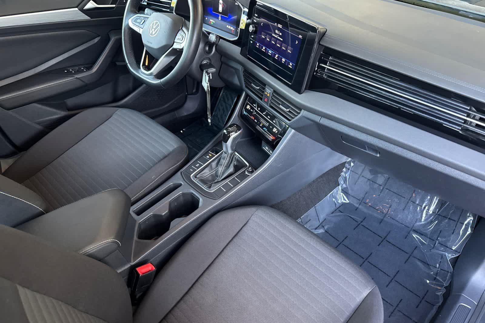 Used 2025 Volkswagen Jetta S FWD image 15